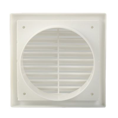 Anbau eines Kanalventilators zur Kontrolle des Inline-Luftstroms aus Kunststoff und Verbesserung der Leistung